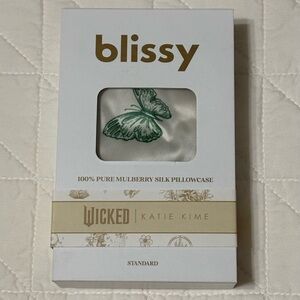 Wicked x Blissy Silk Pillowcase - 100% Mulberry Silk - Anti-Damage Haircare